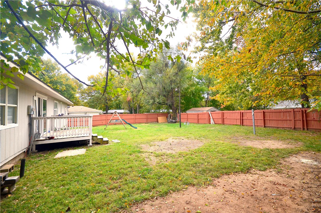 Dixieland Village 1st Add Rogers - Residential