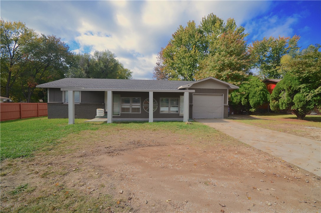 Dixieland Village 1st Add Rogers - Residential