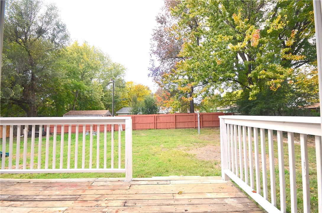 Dixieland Village 1st Add Rogers - Residential