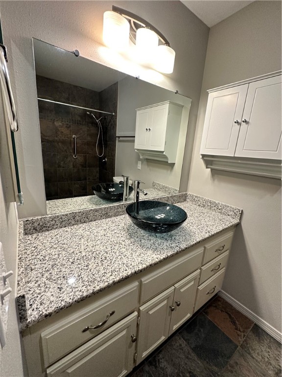 Shakespeare Courts Bvv - Residential Lease