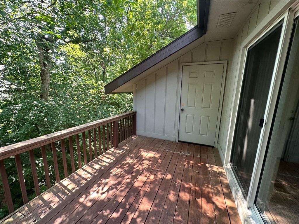 Shakespeare Courts Bvv - Residential Lease