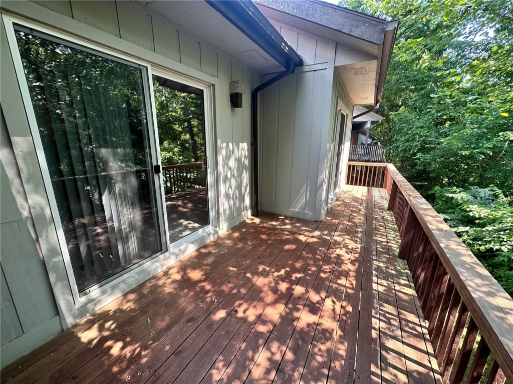 Shakespeare Courts Bvv - Residential Lease