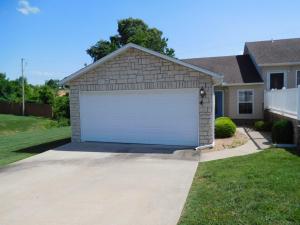 Like new updated condo located in a gated community for seniors 55 and over. Move in ready with new carpet, interior paint, appliances, faucets, back splash, & under counter lighting.