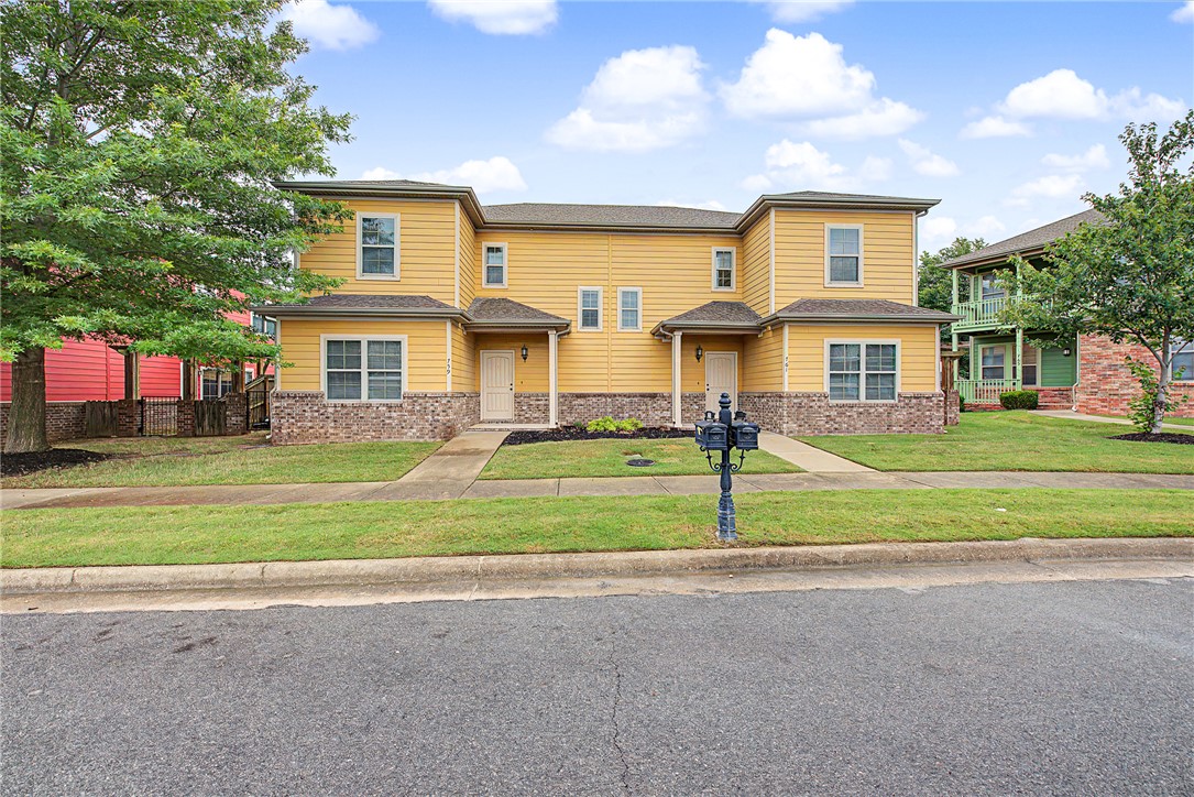 Discover an exceptional opportunity with this newly remodeled townhome, located right on the University of Arkansas bus route. This offering is a rare find for both parents securing student housing and seasoned investors looking for prime rental assets. Designed with students in mind, this townhome features a layout with four spacious bedrooms and three full, modern bathrooms, providing comfortable shared living space. The fresh, contemporary updates mean this home is move-in ready—no costly renovations needed! You're just under 4 miles to the University of Arkansas campus, ensuring a quick commute. Plus, you'll be minutes from prime shopping districts, popular dining spots, and beautiful Fayetteville parks. Added community benefit includes easy access to the Fayetteville Boys and Girls Club. Secure your stake in the thriving Fayetteville real estate market today with this high-demand, high-potential property!