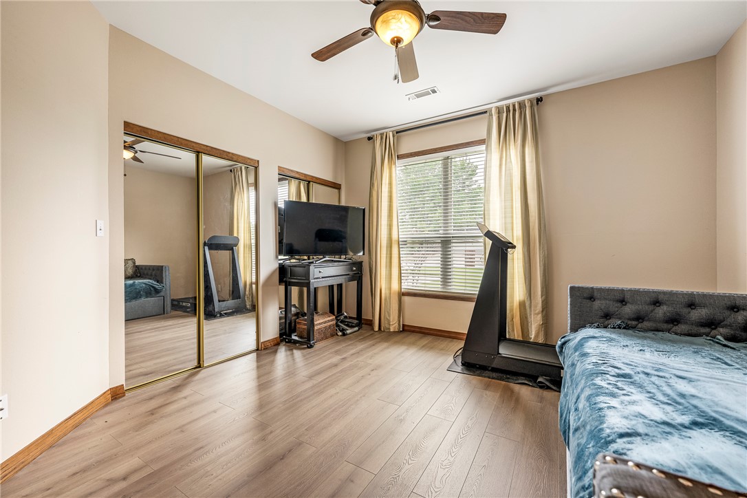 Whispering Timbers Ph 12 Rogers - Residential