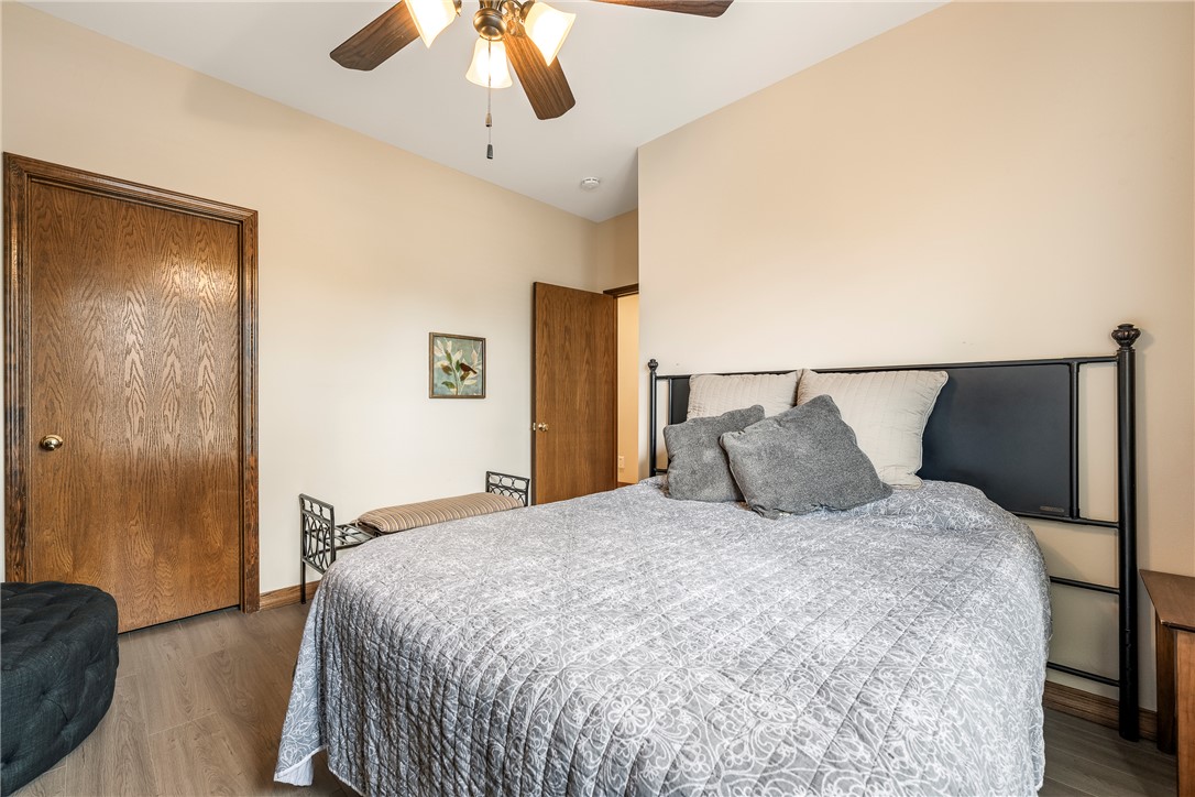 Whispering Timbers Ph 12 Rogers - Residential
