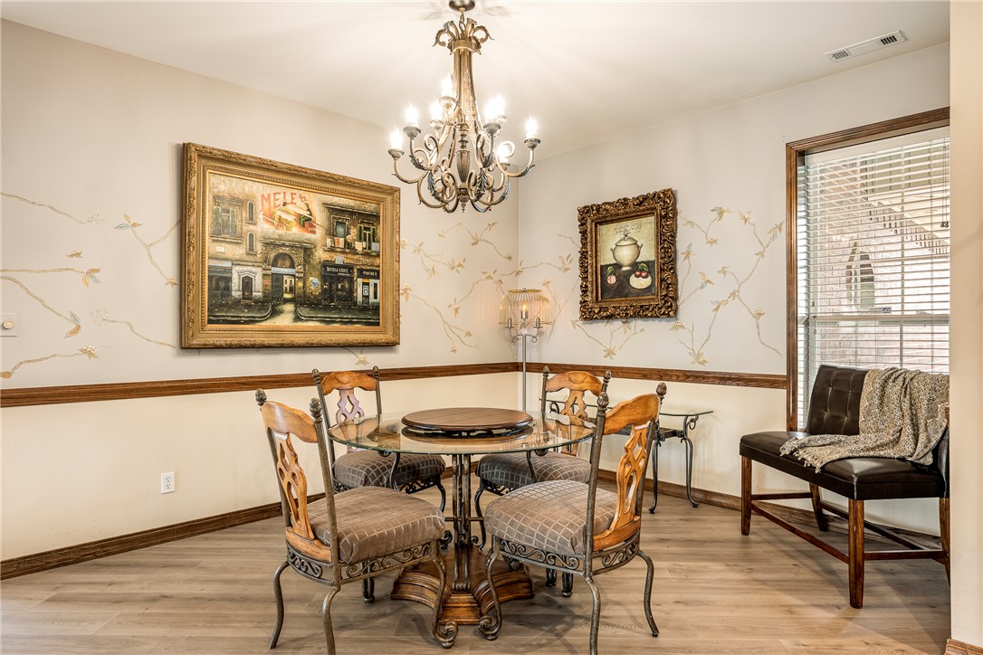Whispering Timbers Ph 12 Rogers - Residential