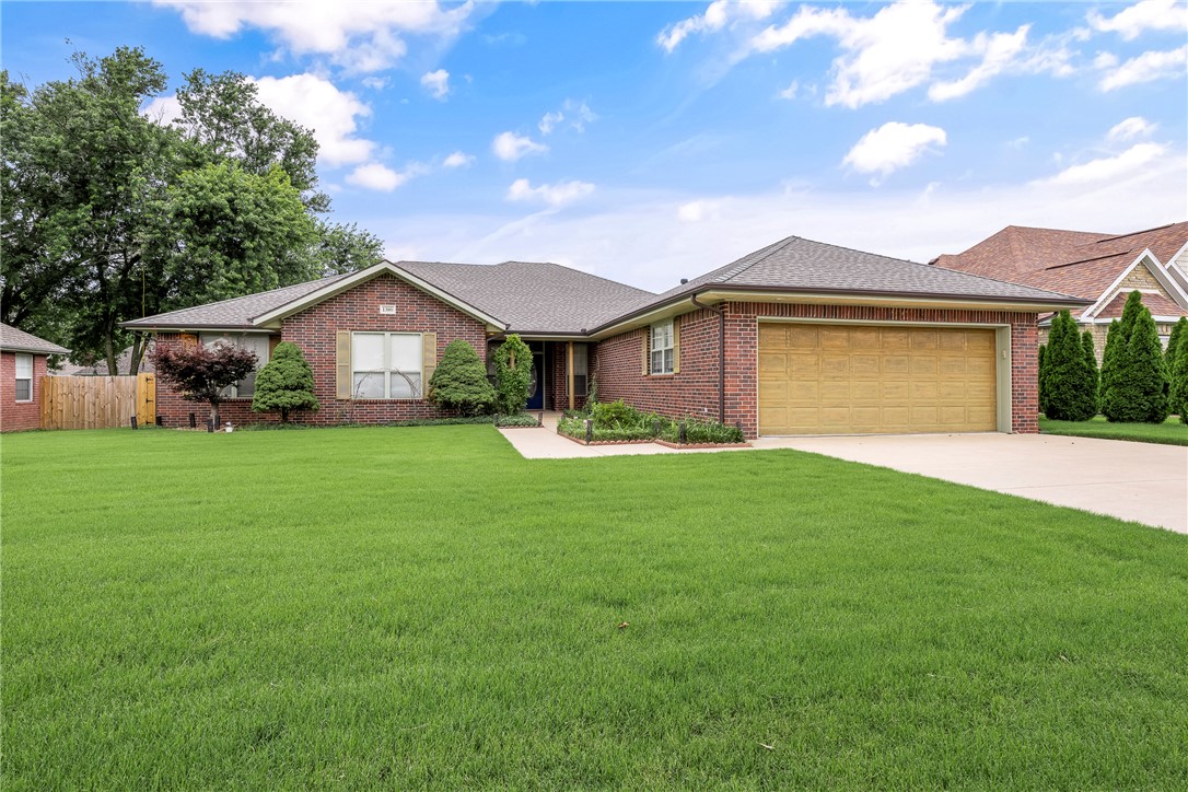 Whispering Timbers Ph 12 Rogers - Residential