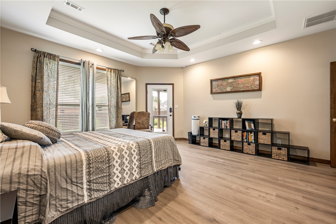 Whispering Timbers Ph 12 Rogers - Residential