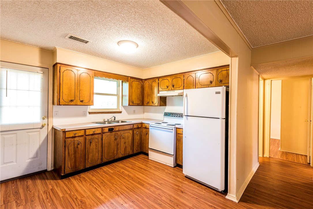 Parkers Valley View Acres - Residential Lease