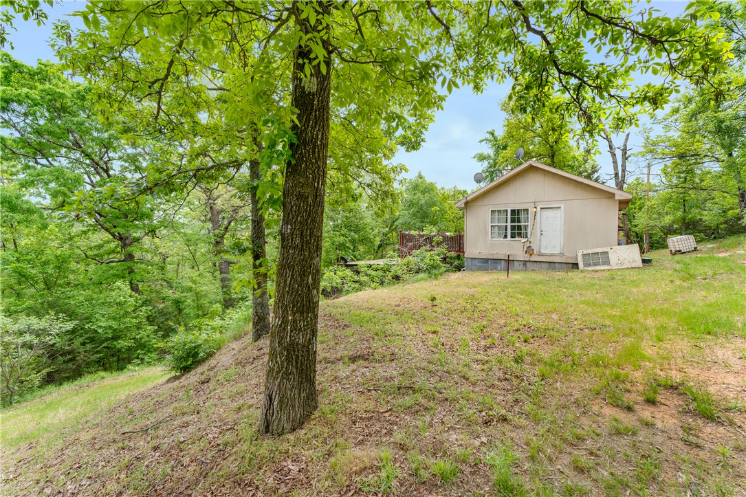 Hickory Hills - Land