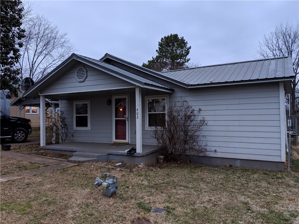 Comfortable space for a family inside, and plenty to roam or entertain outside, this house is perfect for first-time Buyers, retirees, and so many situations in-between! Conveniently located to Huntsville Primary and Intermediate schools, grocery stores, restaurants and other shopping, this older home was re-modeled and added onto in 2009. Not only in a small, fun town, but centrally located as well. Sellers will not Rent or Owner-Finance, so make this one your very own!