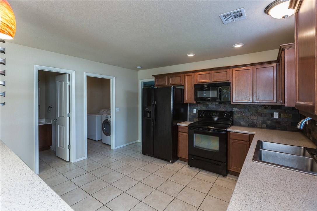 Commons At Walnut Crossing - Residential Lease
