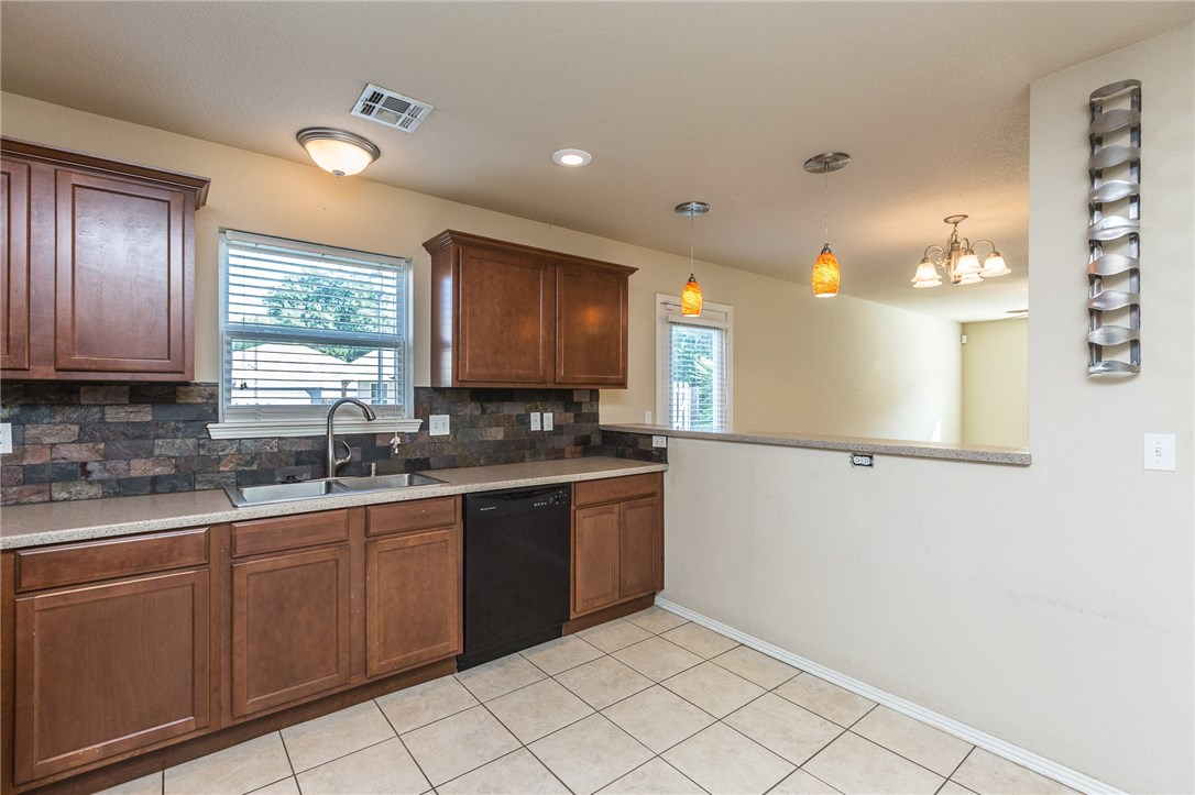 Commons At Walnut Crossing - Residential Lease