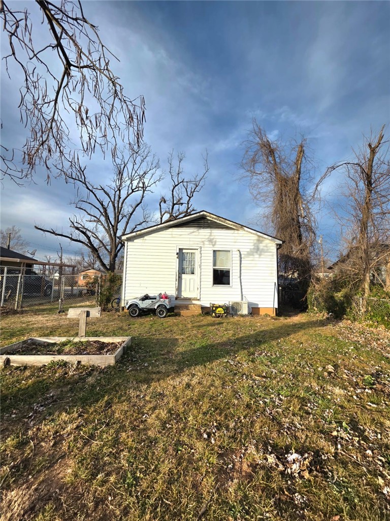 MISTLETOE ADD-ROGERS - Residential