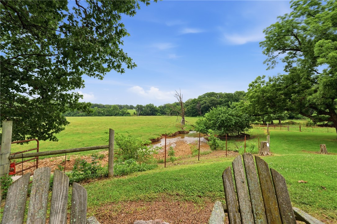 24-21-30-PEA RIDGE - Residential