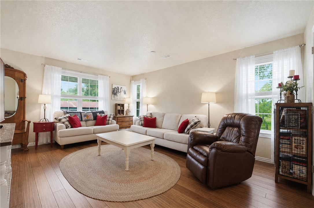 24-21-30-PEA RIDGE - Residential