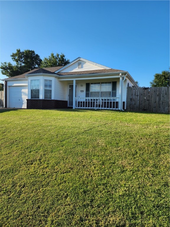 Well maintained home, easy access to 412E and some shopping. New roof 2022, new hot water heater 2019, new HVAC 2019, new living room laminate. Fruit trees galore! Apple, pear, plum, peach, fig. All appliances convey. Large storage building conveys