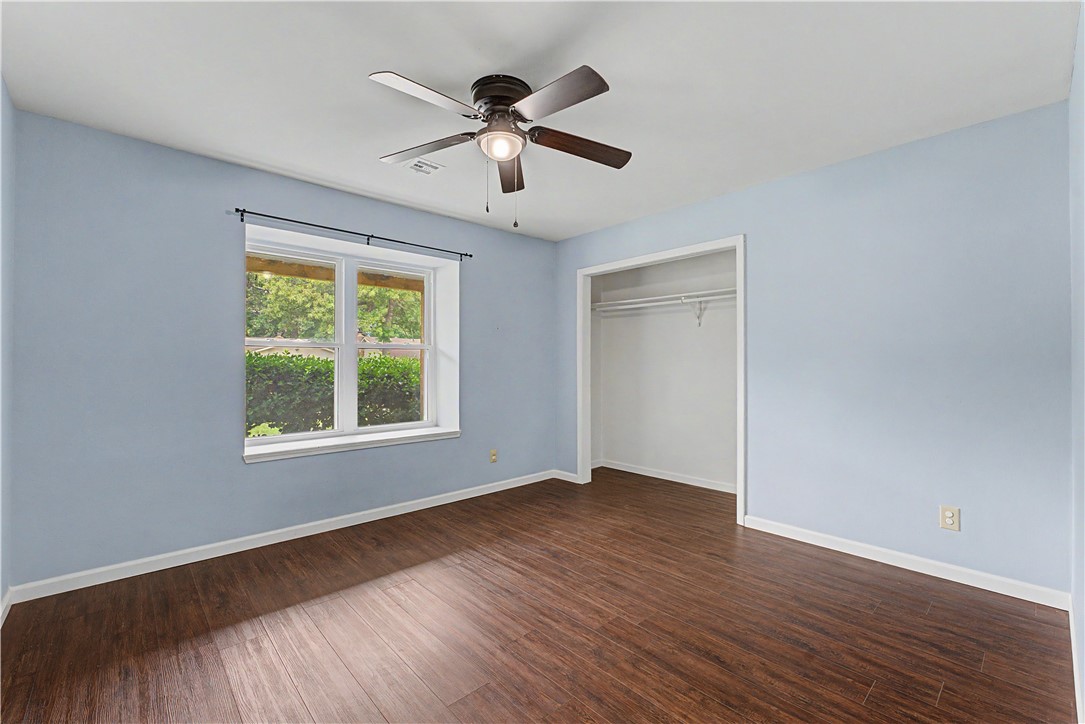 Whispering Timbers Ph 1-Rogers - Residential