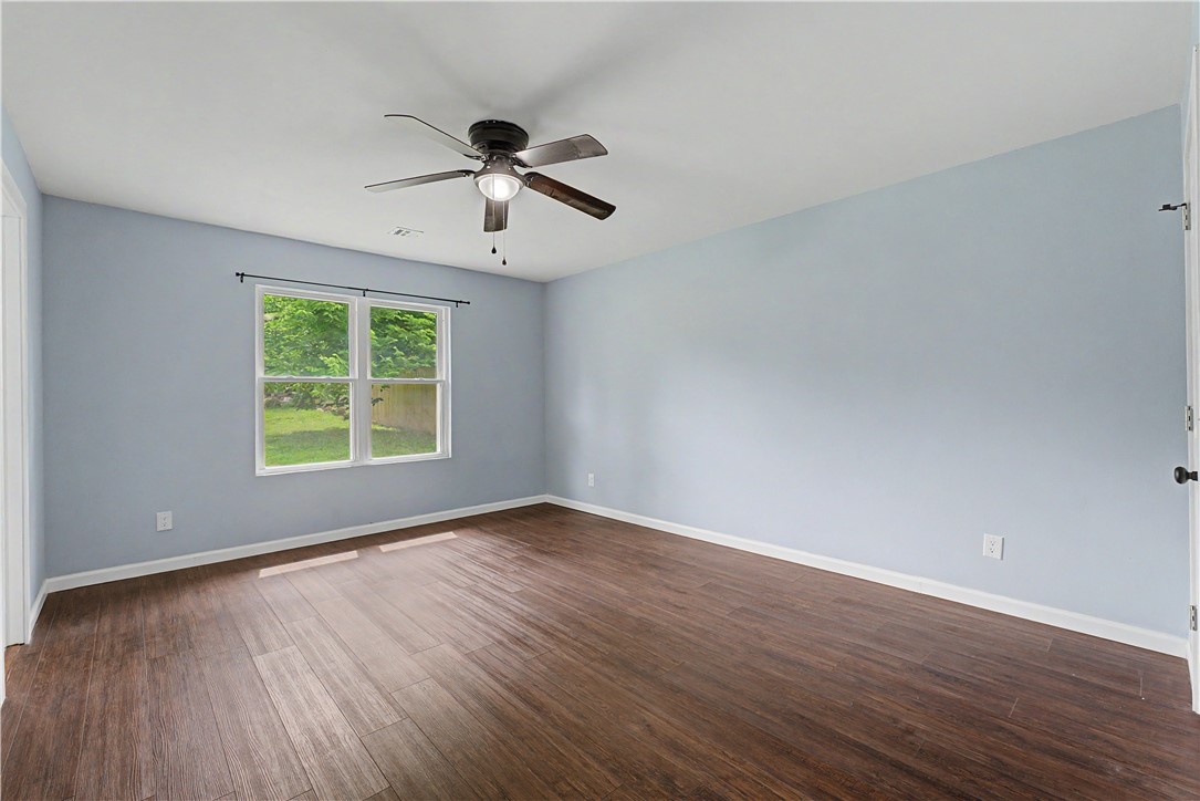 Whispering Timbers Ph 1-Rogers - Residential
