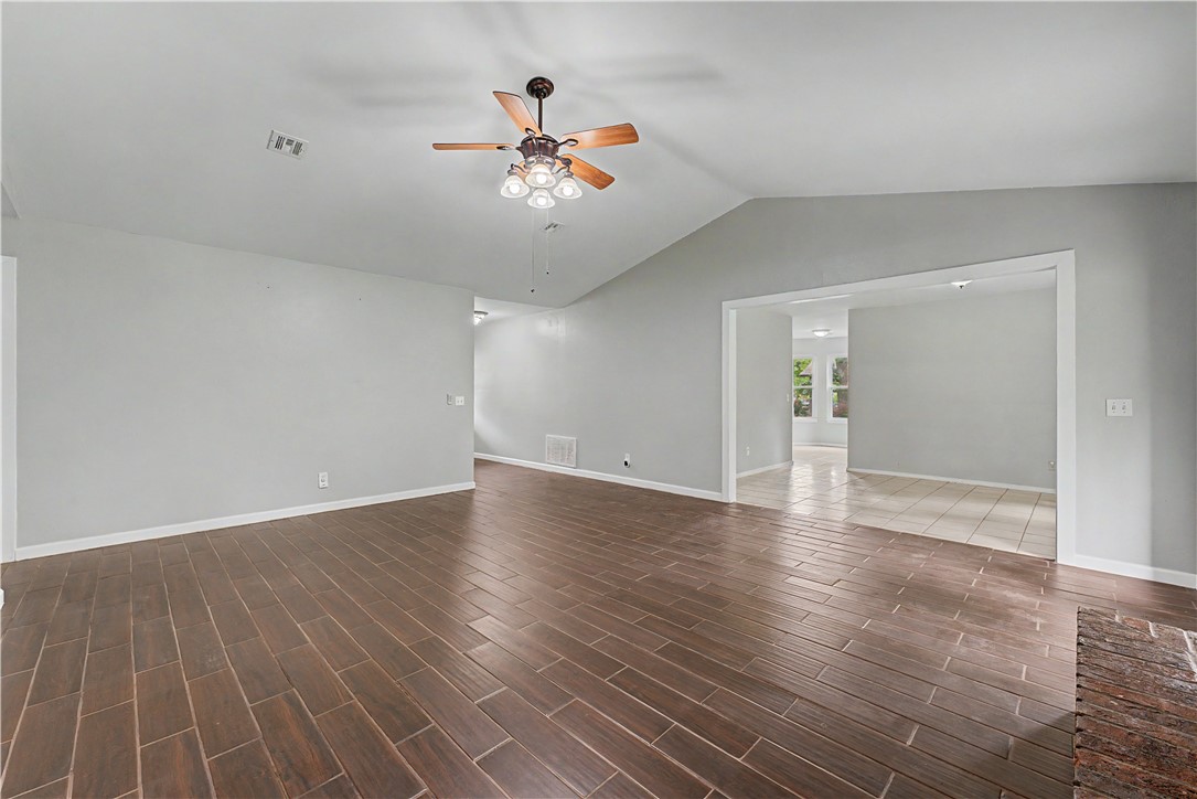 Whispering Timbers Ph 1-Rogers - Residential