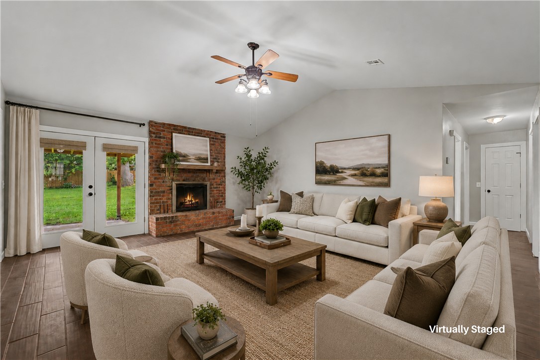 Whispering Timbers Ph 1-Rogers - Residential