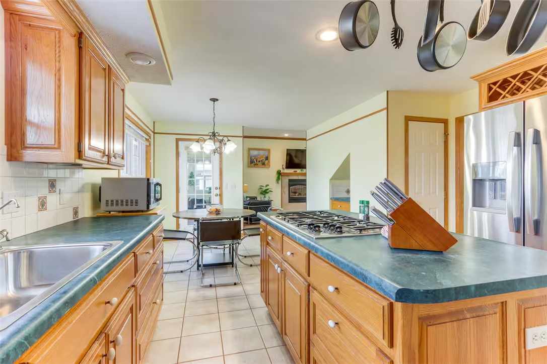 Unit 8 Holiday Island - Residential