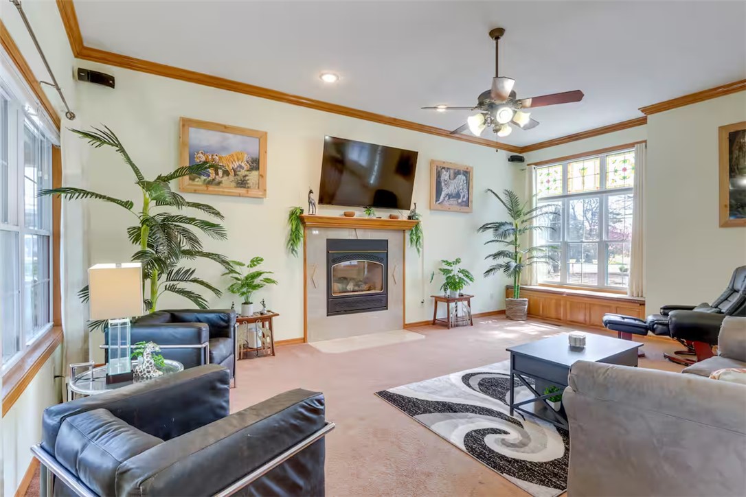 Unit 8 Holiday Island - Residential