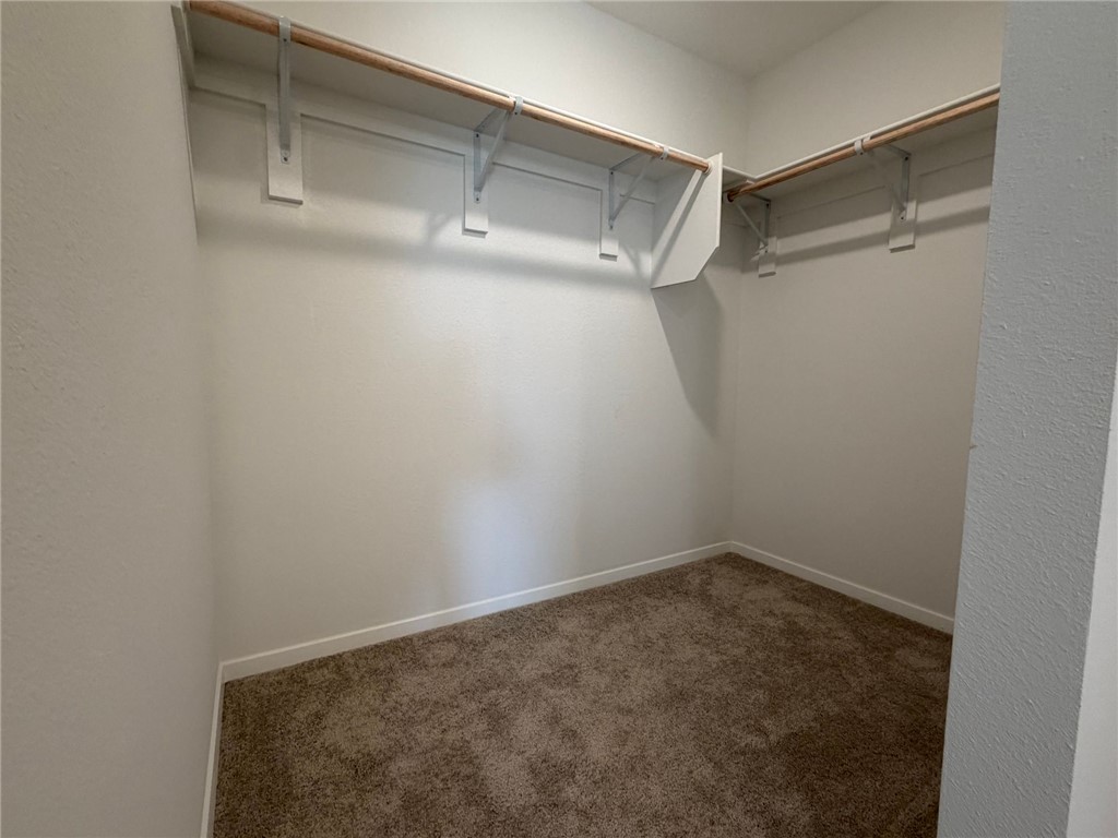 WALNUT HILL SUB PH IV-PEA RIDGE - Residential Lease
