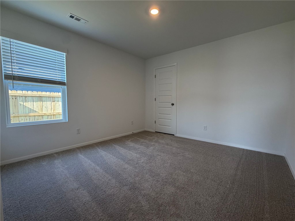 WALNUT HILL SUB PH IV-PEA RIDGE - Residential Lease