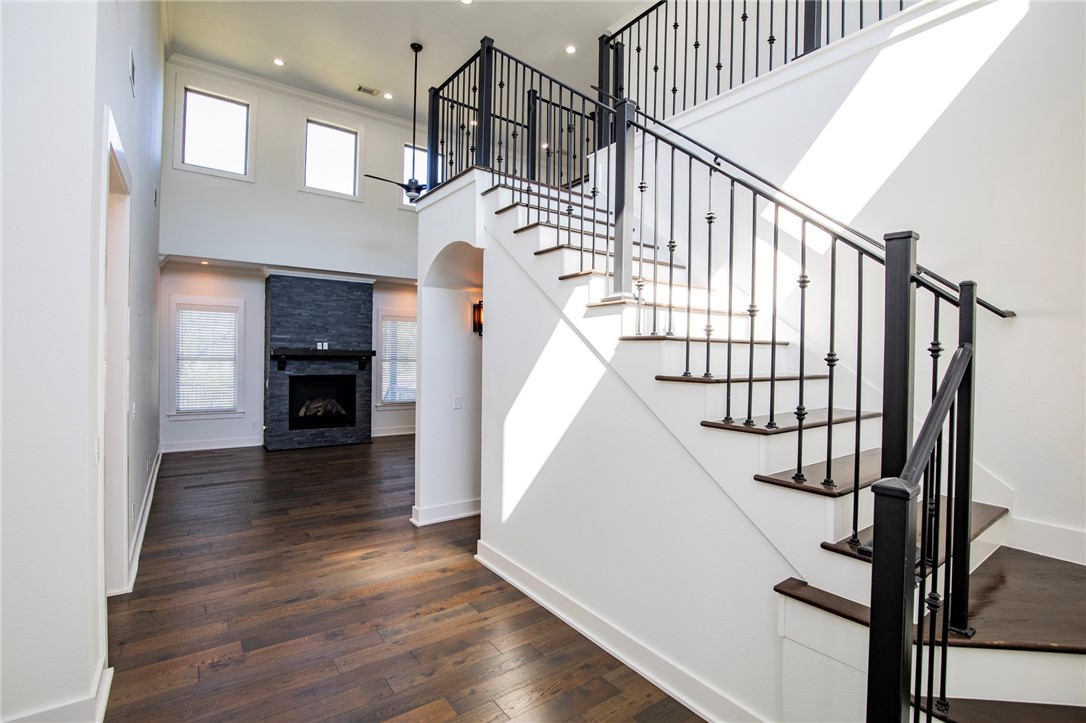 Pinnacle Champions Golf & Cc Rogers - Residential Lease
