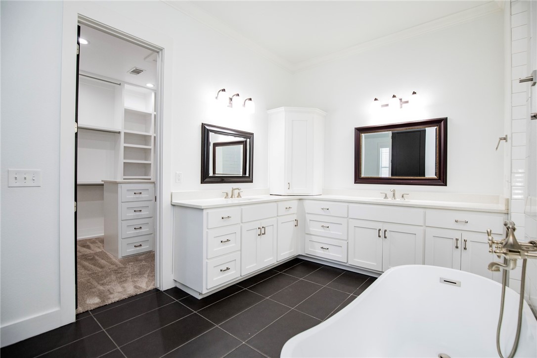 Pinnacle Champions Golf & Cc Rogers - Residential Lease