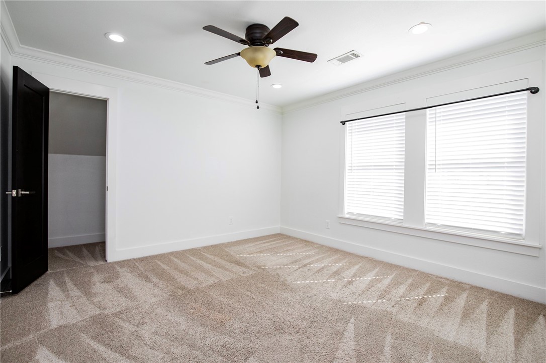 Pinnacle Champions Golf & Cc Rogers - Residential Lease
