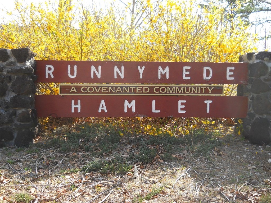 Great Building Lot, Seasonal lake views in well maintained Subdivision.  Close to downtown Rogers and Beaver lake boat ramp. Utilities Available at  Paved Street, Cable, Electric, Water.  Gentle Slope.