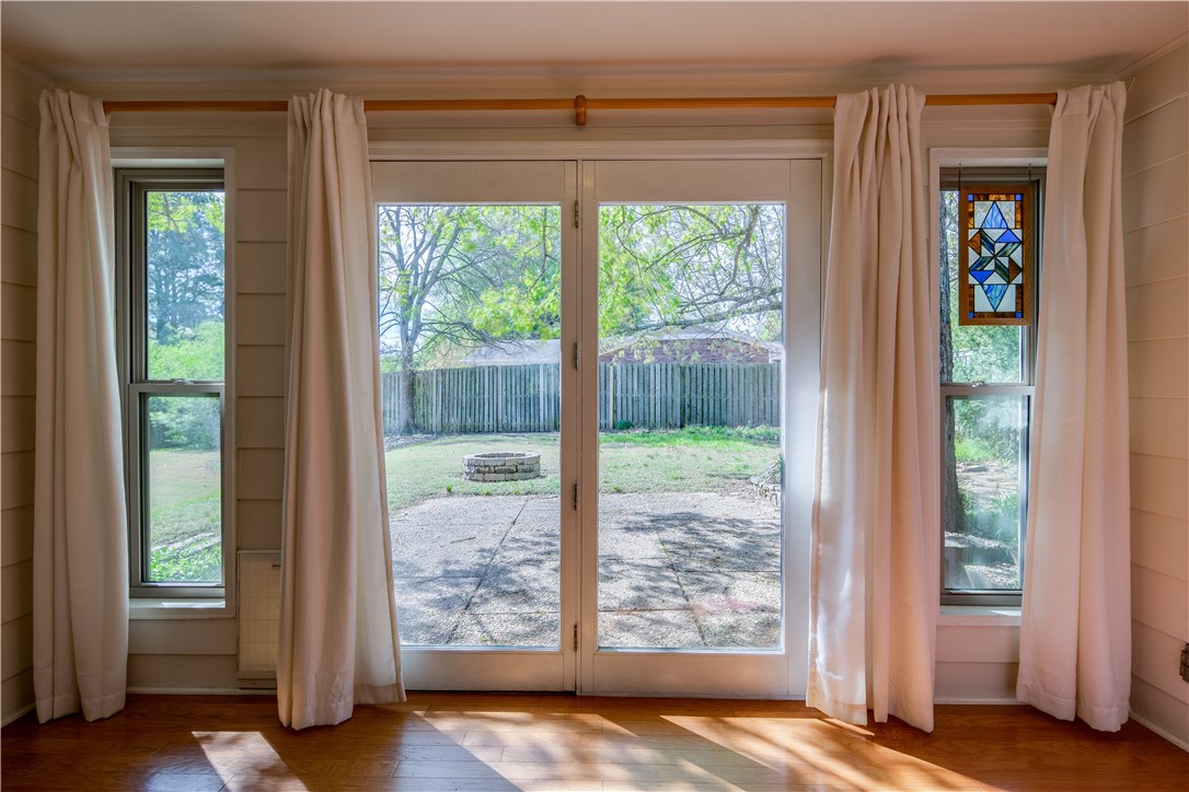 Oaks Manor Sub - Residential