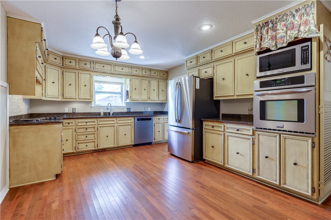 Oaks Manor Sub - Residential