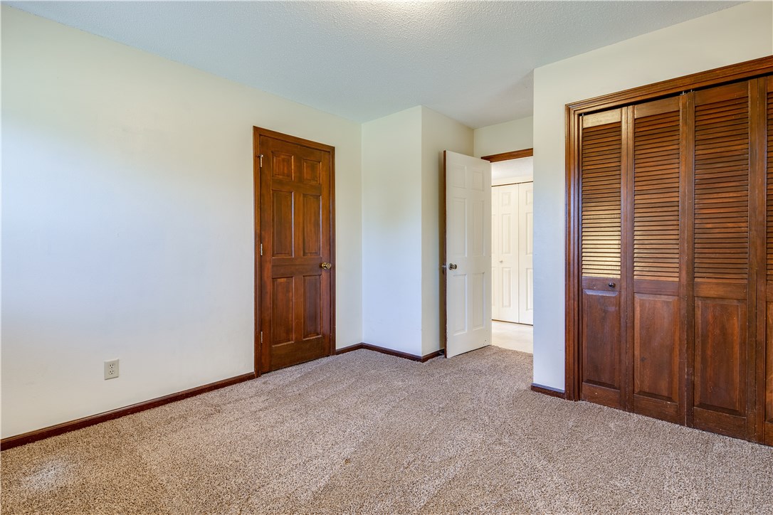 Oaks Manor Sub - Residential