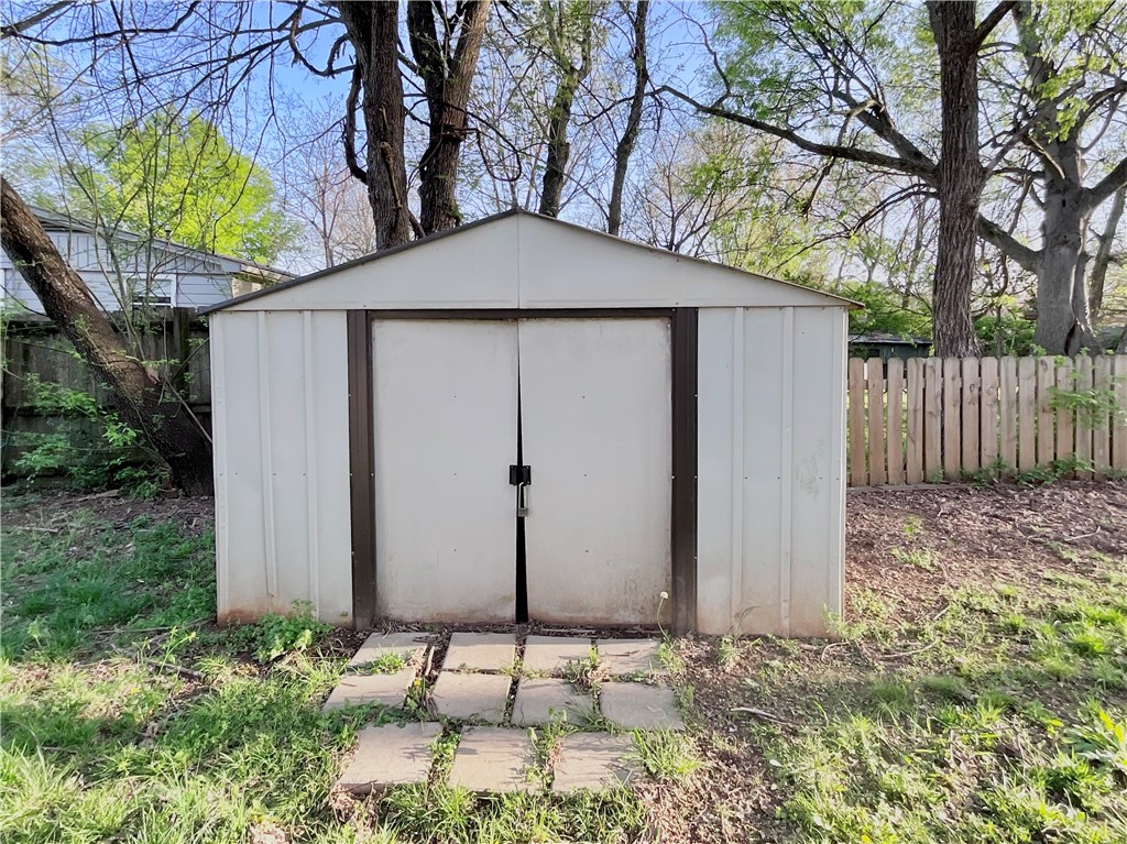 Burl Dodd - Residential Lease