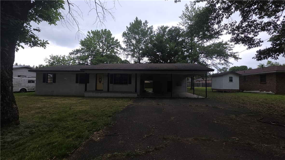 Discover the potential at 107 Mountain ST, Danville, Arkansas. This single-family residence, has a comfortable 1540 square feet in a vibrant, welcoming community. This home provides ample living space, offering flexibility for family, guests, or dedicated office areas. Complementing these are two full bathrooms with step in showers, ensuring comfort and convenience for all residents. Imagine the possibilities within this property. Schedule your private viewing today to experience its unique charm firsthand.