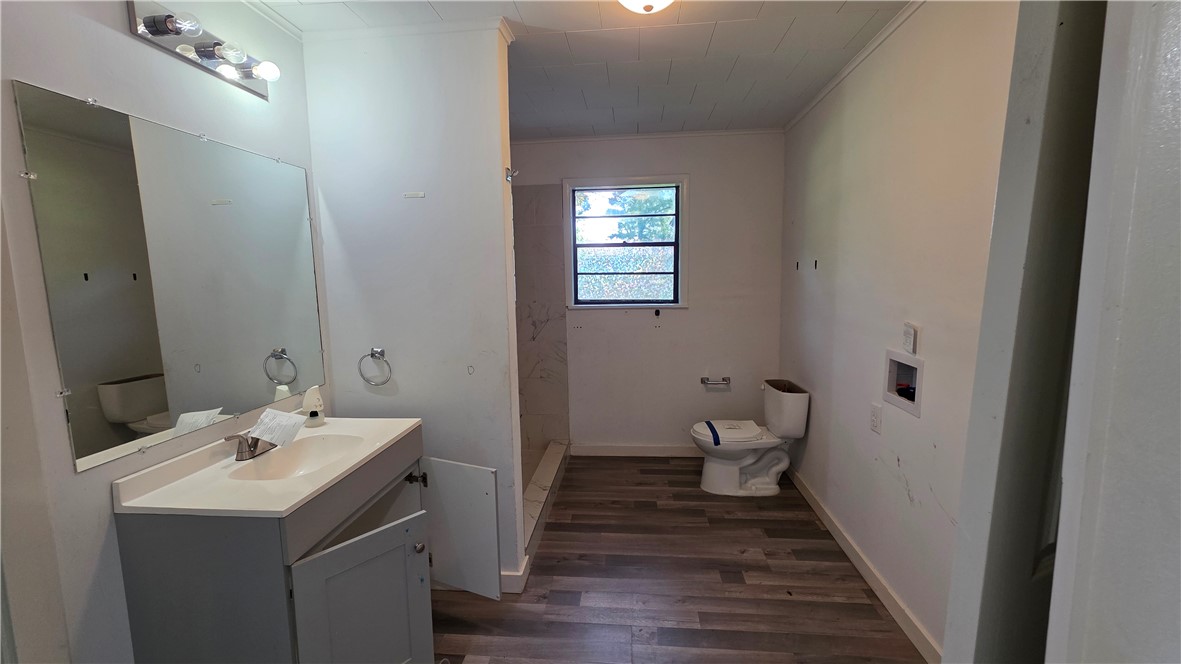 Dutch Creek Bldrs Ii Danville - Residential