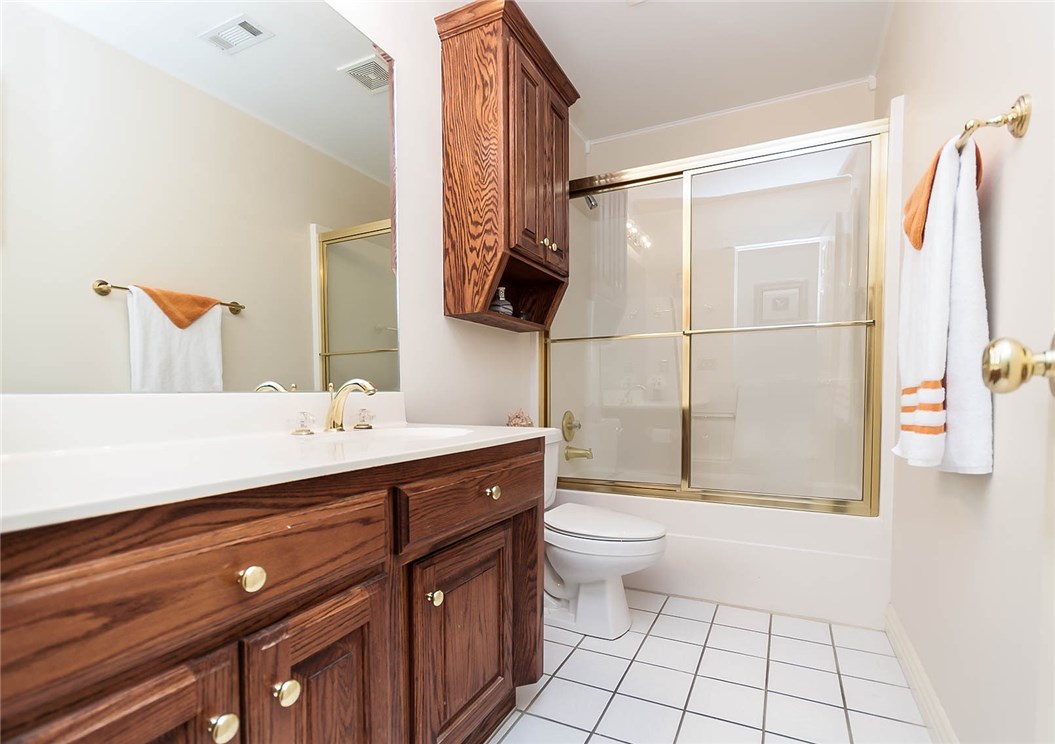 Shady Oaks - Residential