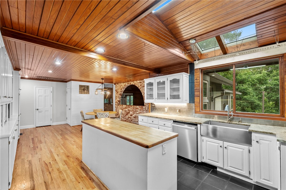 Hyland Park Rogers - Residential