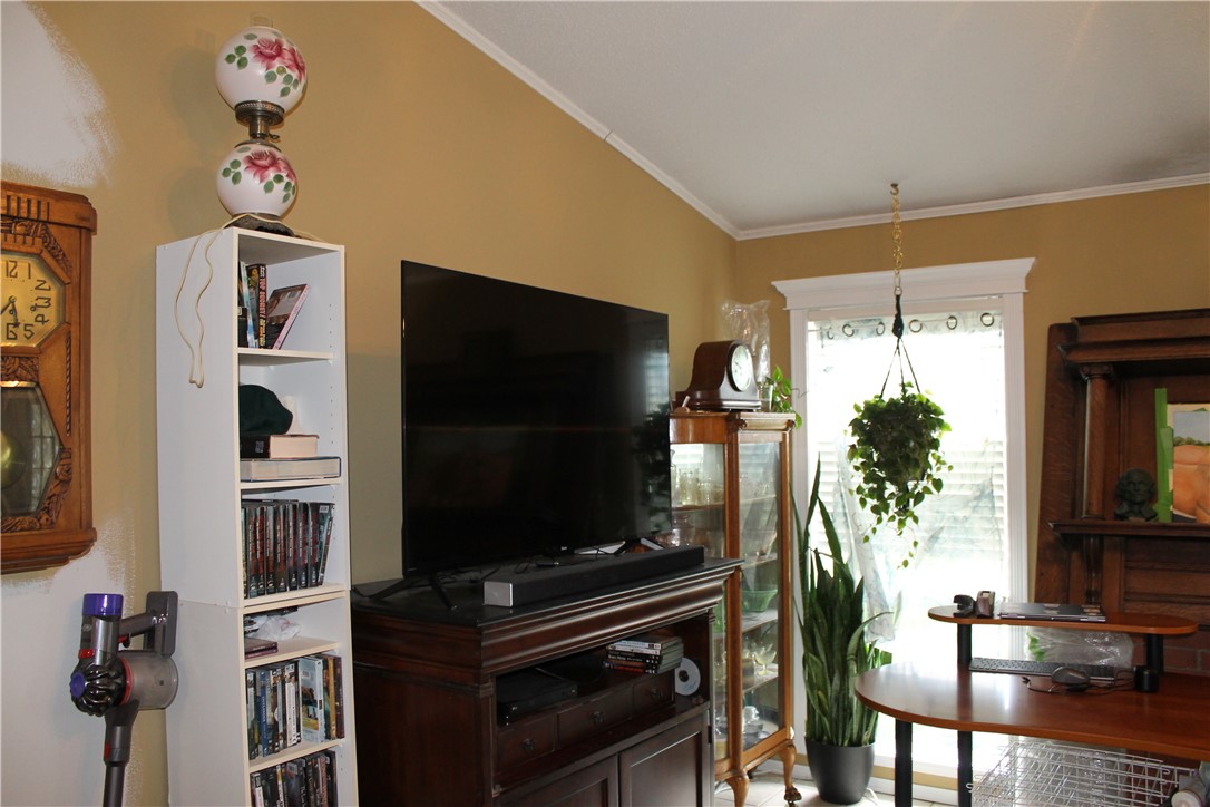 Pine Meadows - Residential