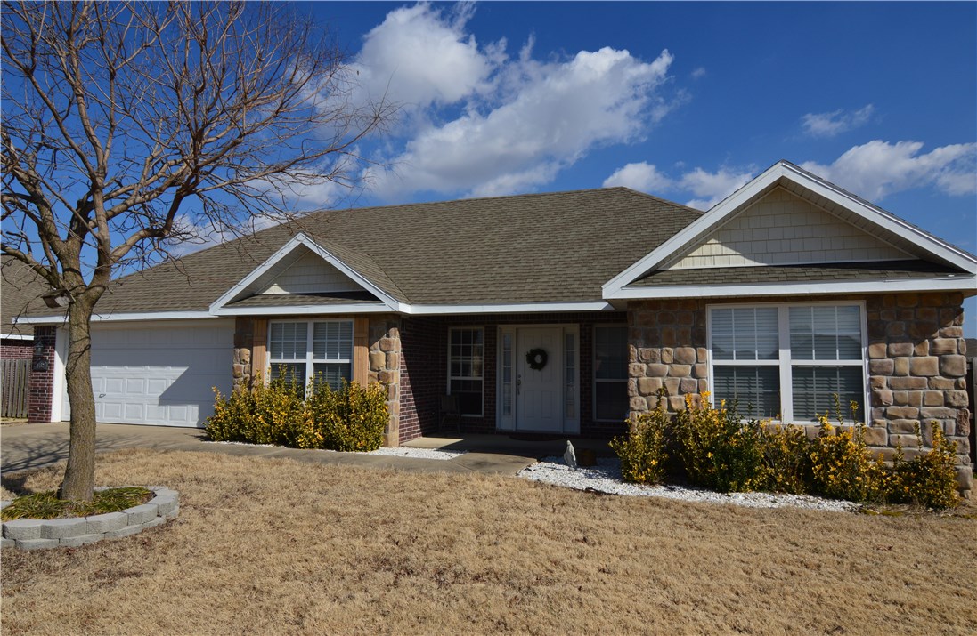 Awesome neighborhood with community pool , convenient to schools and shopping . Riggins built quality home, with recent updated flooring, full fencing, crown molding, blinds and beautiful stonework. Pride of ownership shows in this meticulously maintained home. This home is located in USDA eligible area. - Potential for  100 percent financing!