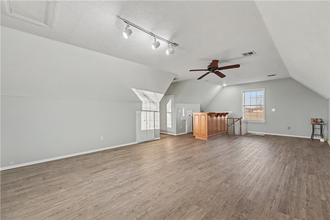 NA - Residential Lease
