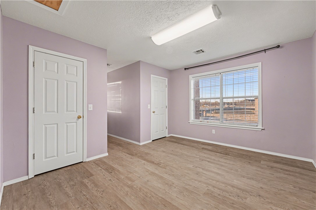 NA - Residential Lease