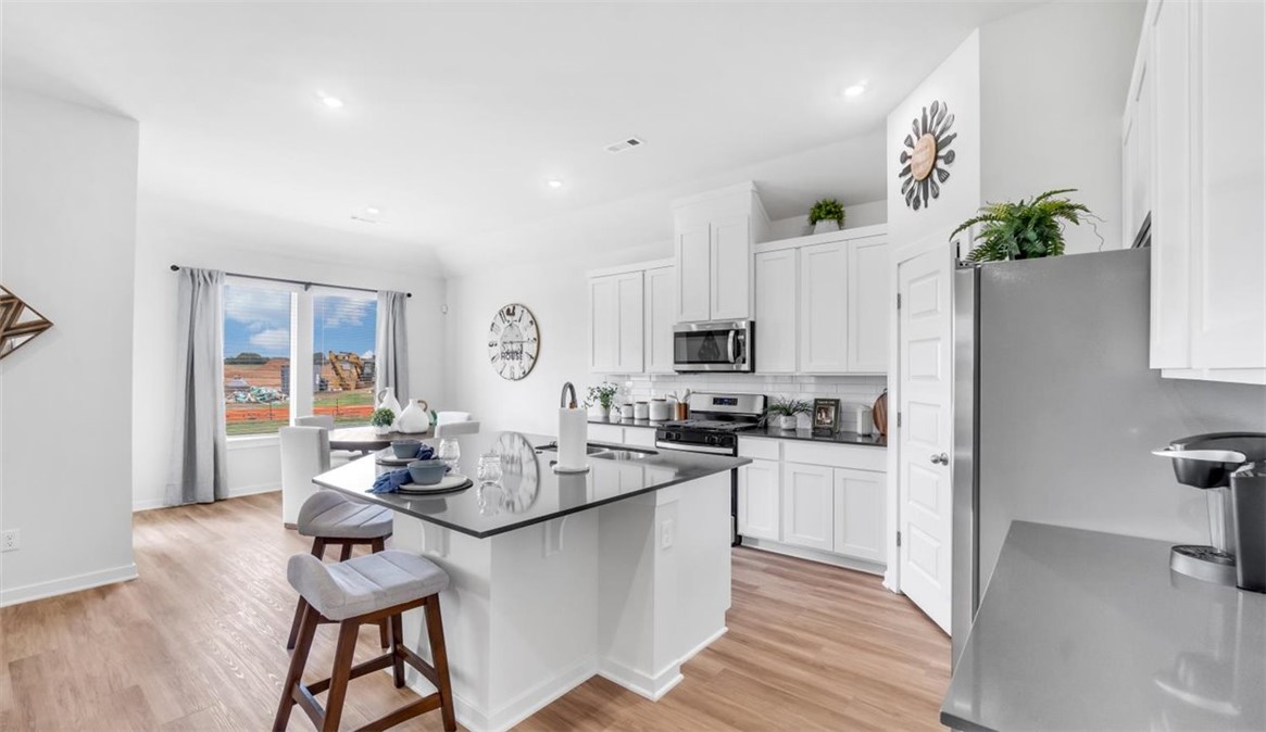 Noah's Landing - Residential