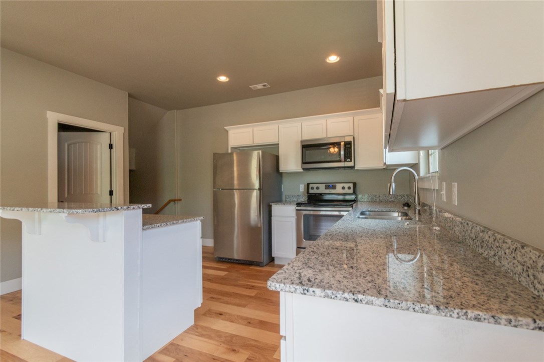 HAWKINS HOUSE AT SHILOH - Residential Lease