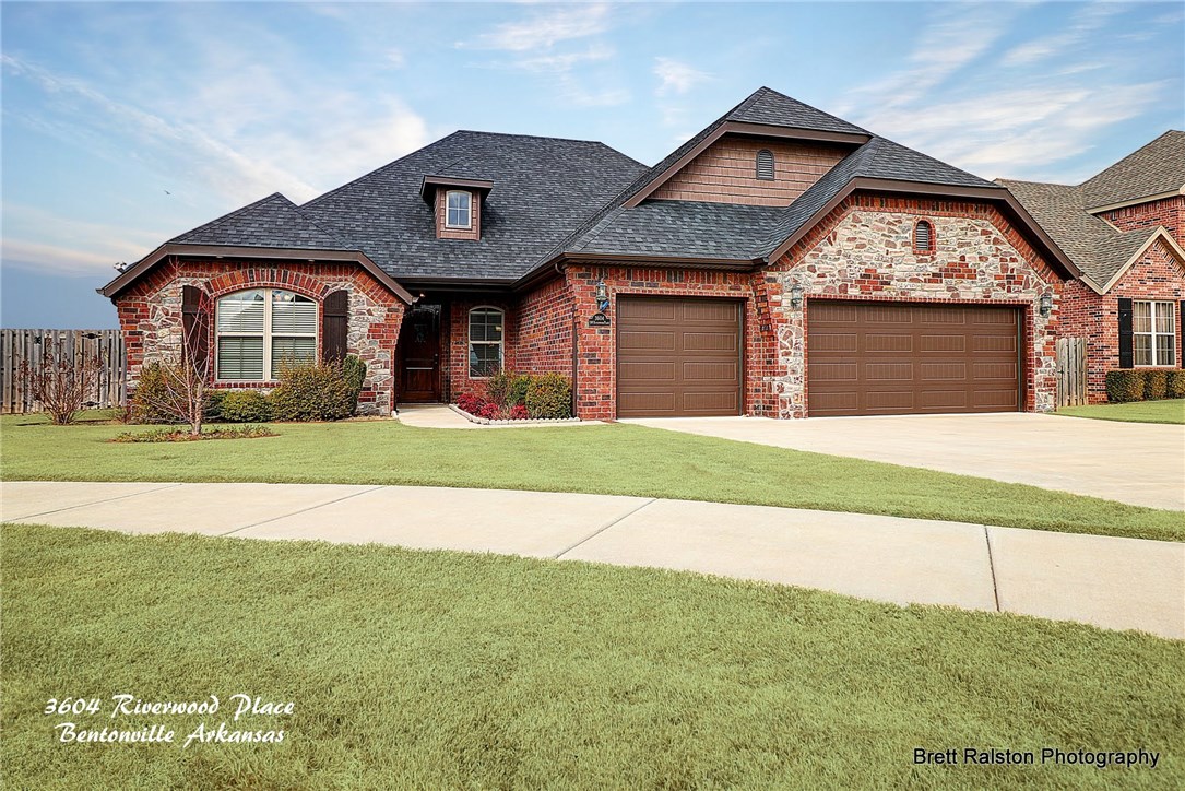 $2,500 Seller paid closing cost Roth Custom Built Home , is on on a quite cul-de-sac in the Corner Stone Sub.  Hardwood floors and Granit countertops grace this 4 bed 2 & 1/2 bath home . The fenced back yard with built in Grill and fire place is a great place to relax. Gas cook top with vented hood chimney, self close drawers, and large eat in kitchen area. The three car garage has plenty of room for your cars and storage. Up stairs Bonus media room is wired for sound & projector.