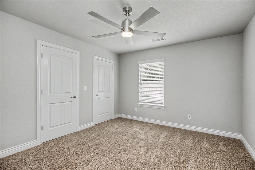 OAK BROOK SUB PH 1-SILOAM SPRINGS - Residential